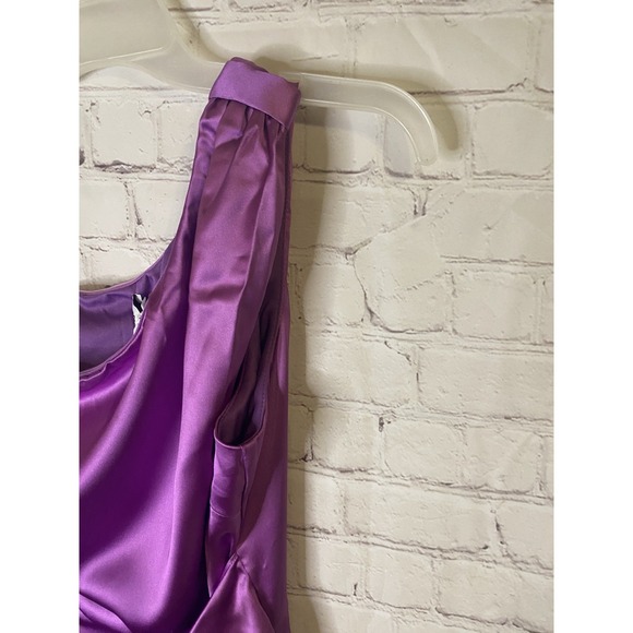 Sleeveless Purple One Shoulder Dress small Gown - Picture 5 of 9